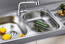 Kitchen Sinks & Mixers